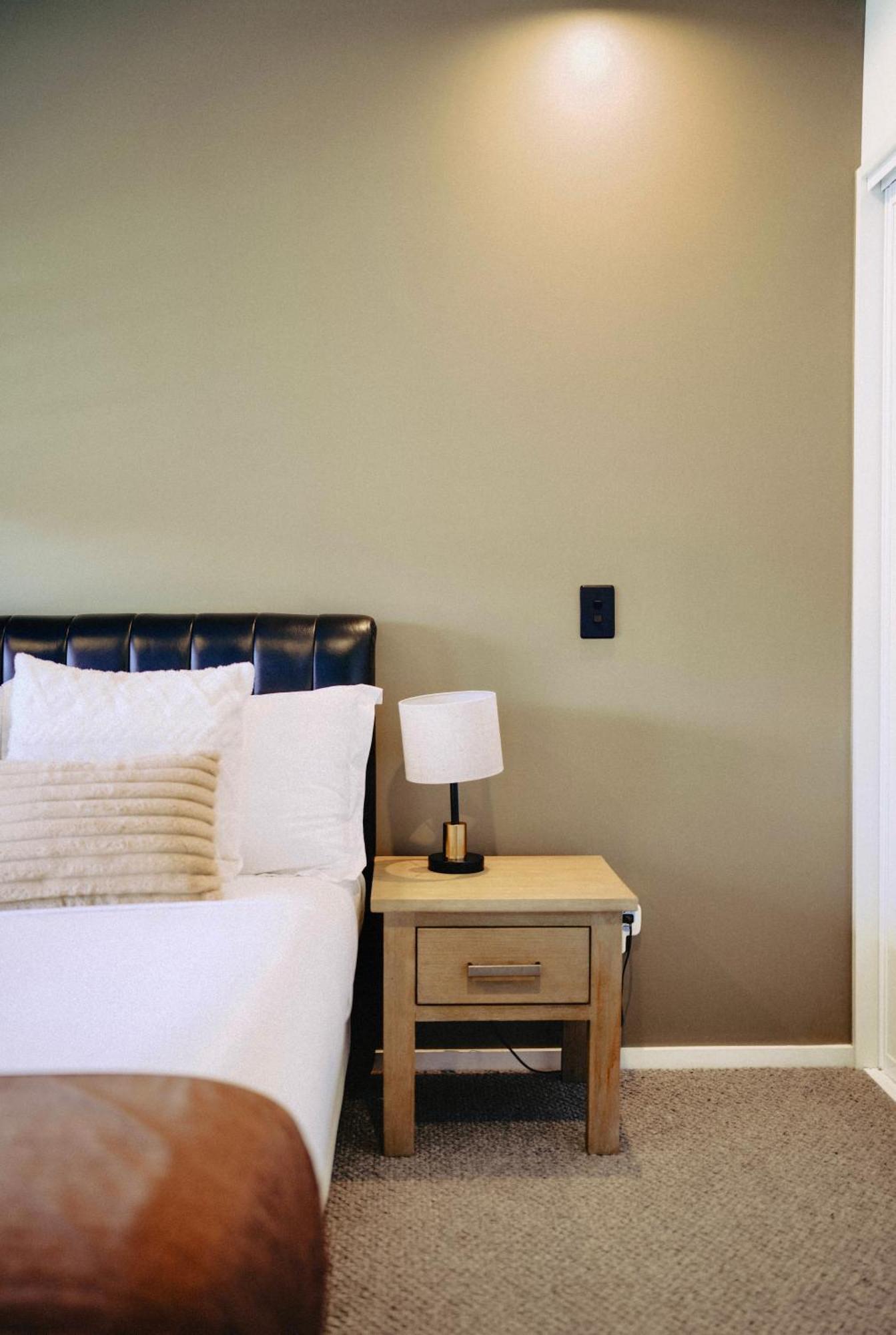 Cbd Contemporary Comfort Townhouse 2 Bed 2Bath クライストチャーチ エクステリア 写真