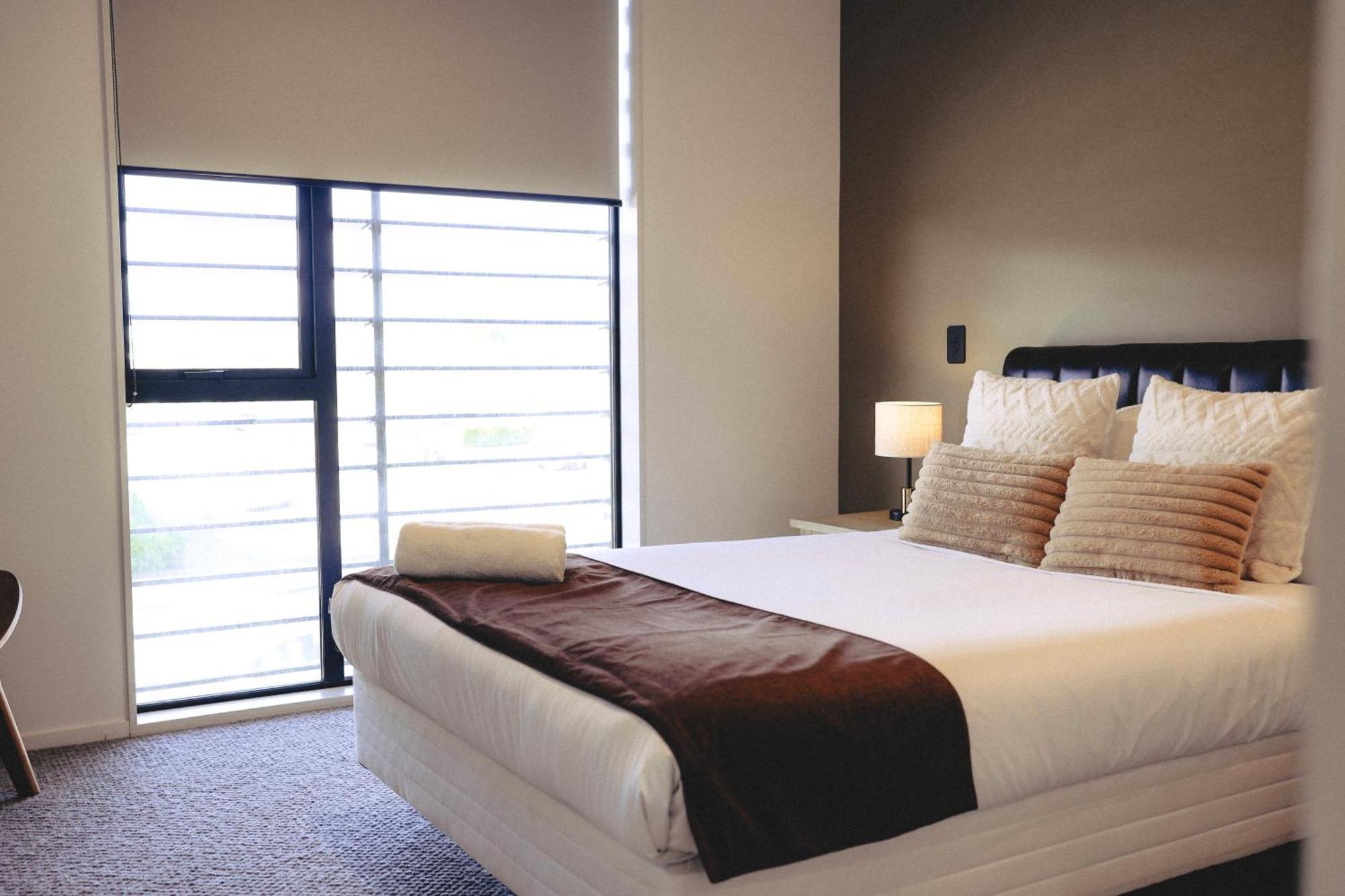 Cbd Contemporary Comfort Townhouse 2 Bed 2Bath クライストチャーチ エクステリア 写真